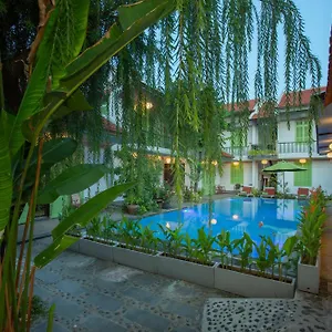  Villa Garden